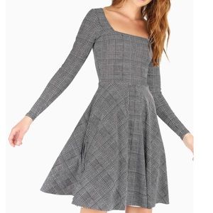 BM Tweed Mono squared up long sleeve dress